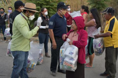 apoyos gubernamentales a los más pobres