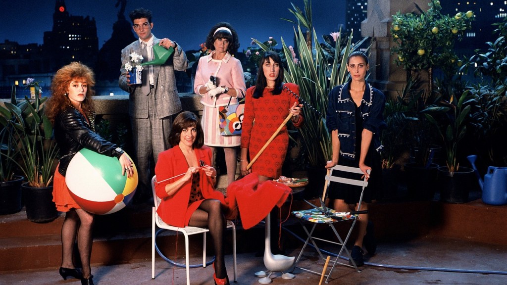 LÁMPARA DE ACEITE | Almodóvar: Aquel ‘antiguo’ relato ‘posmoderno’ de «lo&nbsp;femenino»