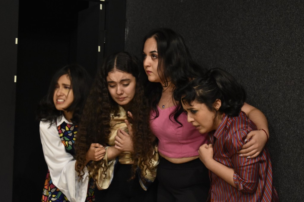 grupo de alumnos cucsh belenes