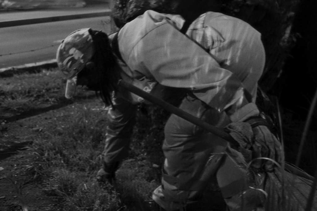 adultas mayores labores de limpieza 