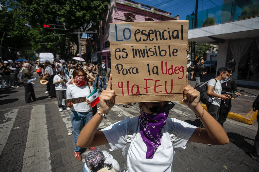 feu udeg rechazo de estudiantes marcha