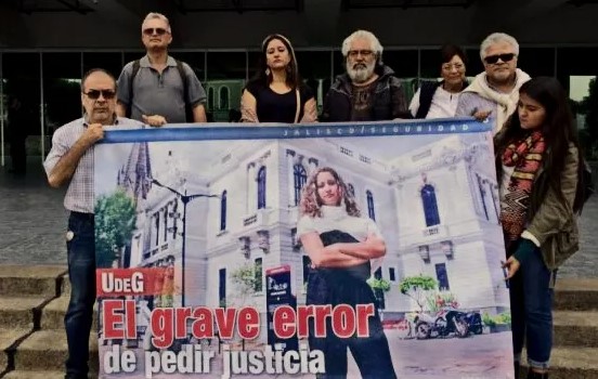 manifestación de maestros udeg