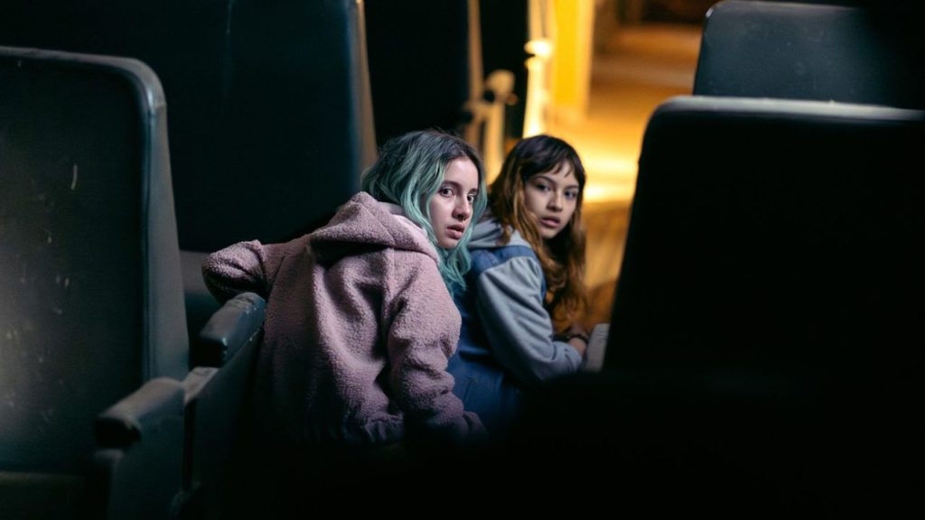 fotograma de cometierra de qué trata